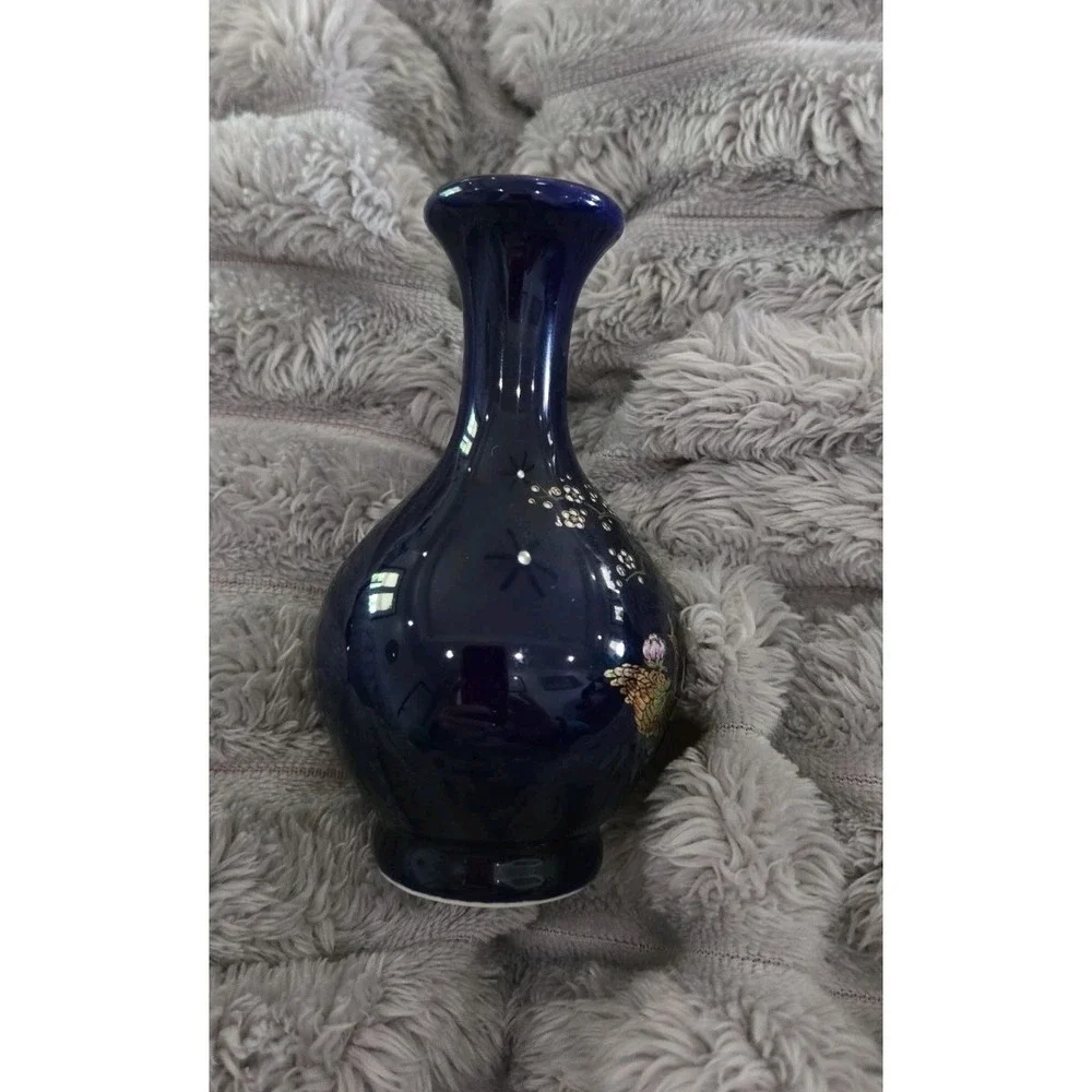 VTG Small Floral Vase 4